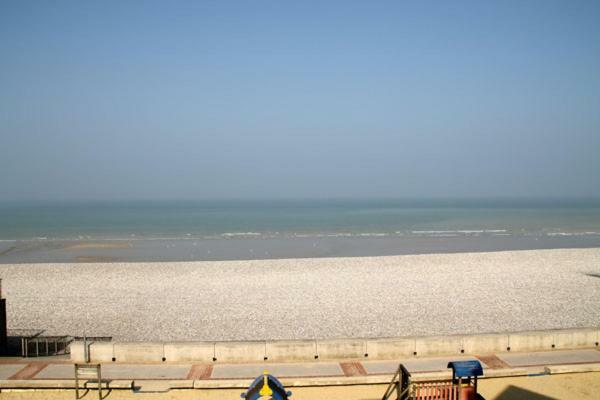 Villa Le Grand Large Mers-les-Bains Exterior photo
